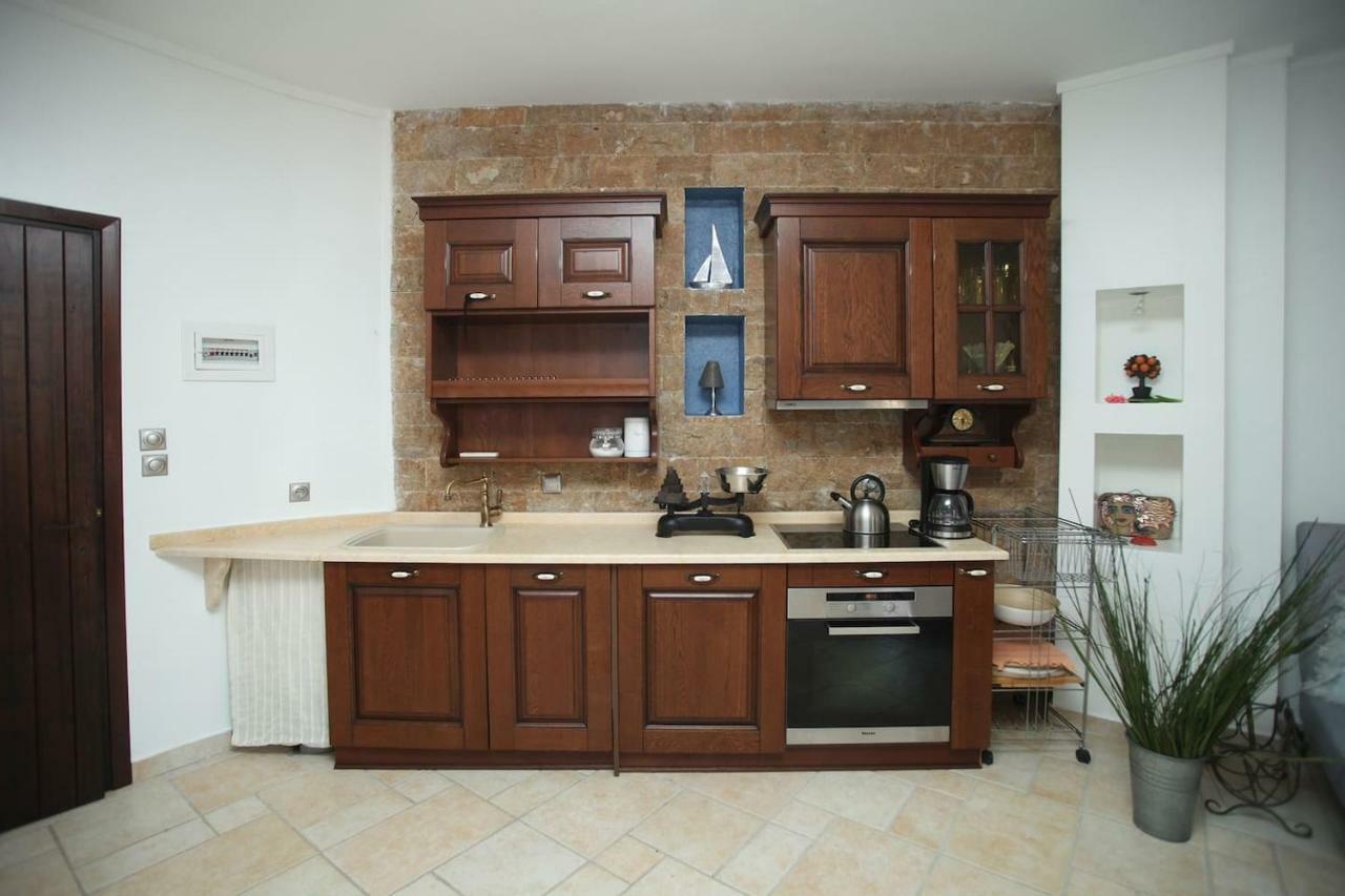 Beautiful Studio In Traditional Afytos Halkidiki-Uvc Sterilized Exterior photo