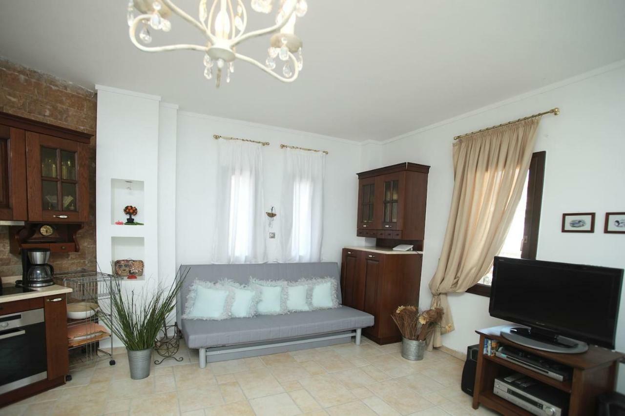 Beautiful Studio In Traditional Afytos Halkidiki-Uvc Sterilized Exterior photo